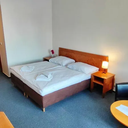 Magnolia Hotel