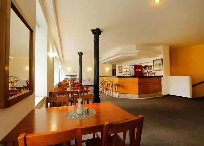Magnolia Hotel